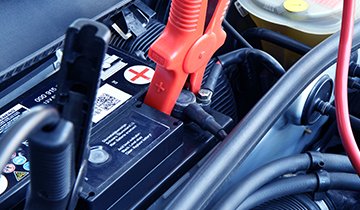 Autobatterie prüfen und tauschen